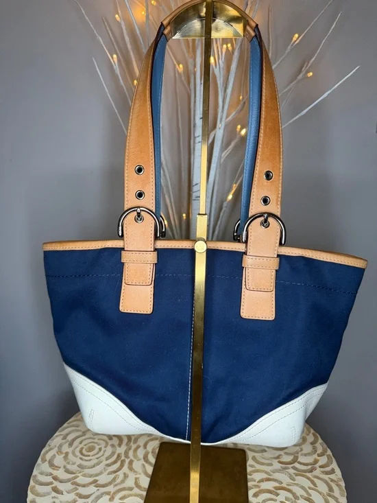 Coach NWOT denim and leather shoulder bag adj straps. Pan and white leather. - Picture 4 of 15